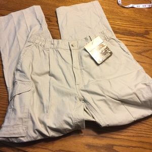 NWT! Columbia convertible cargo pants.